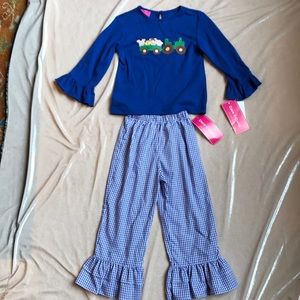 *New with Tags - Claire & Charlie 4T Outfit
